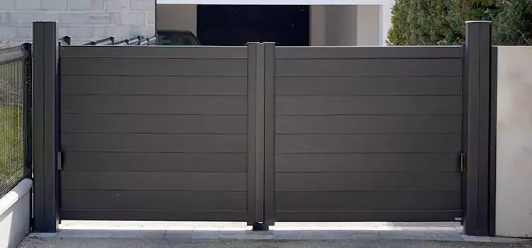 Common Residential Gate Issues We Resolve in Maplewood, MN